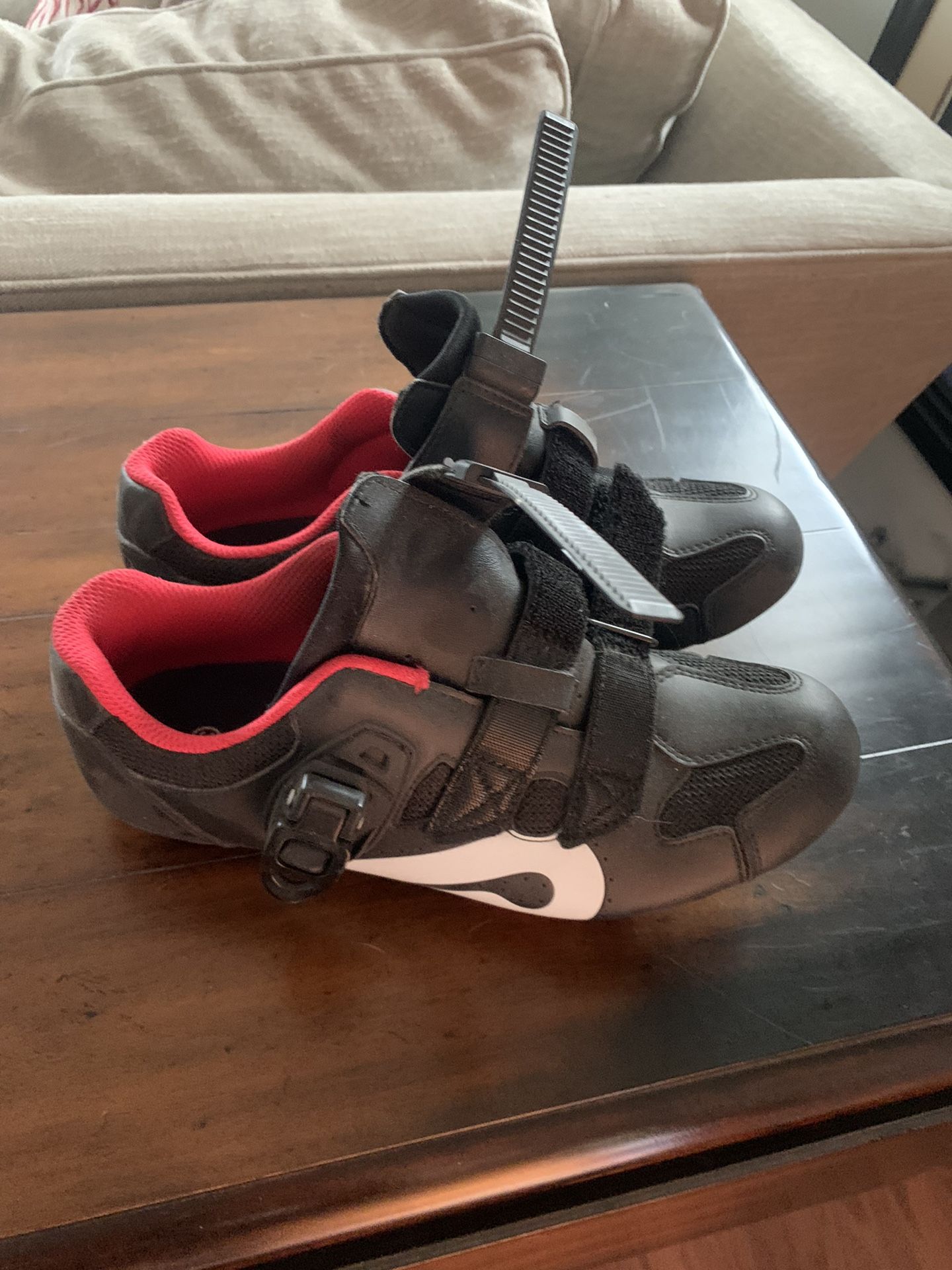 womens peloton cycling shoes
