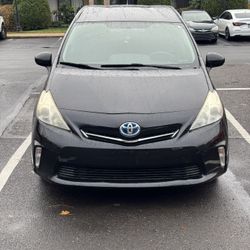 2012 Toyota Prius V