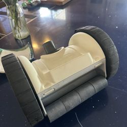Pentair Tucson 2WD Pool Cleaner 360393 Vacuum. Good used condition.