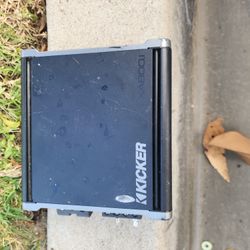 Kicker Amplifier Cxa800.1