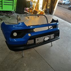 22/24 Jeep Compass Front Bumper Oem