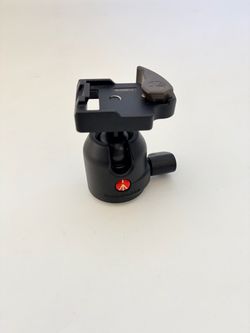 Manfrotto 486RC2 Ball Head  ONLY