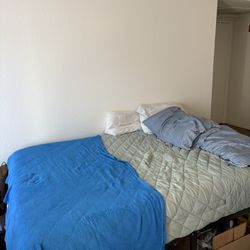 Full Size Bed & Covers!