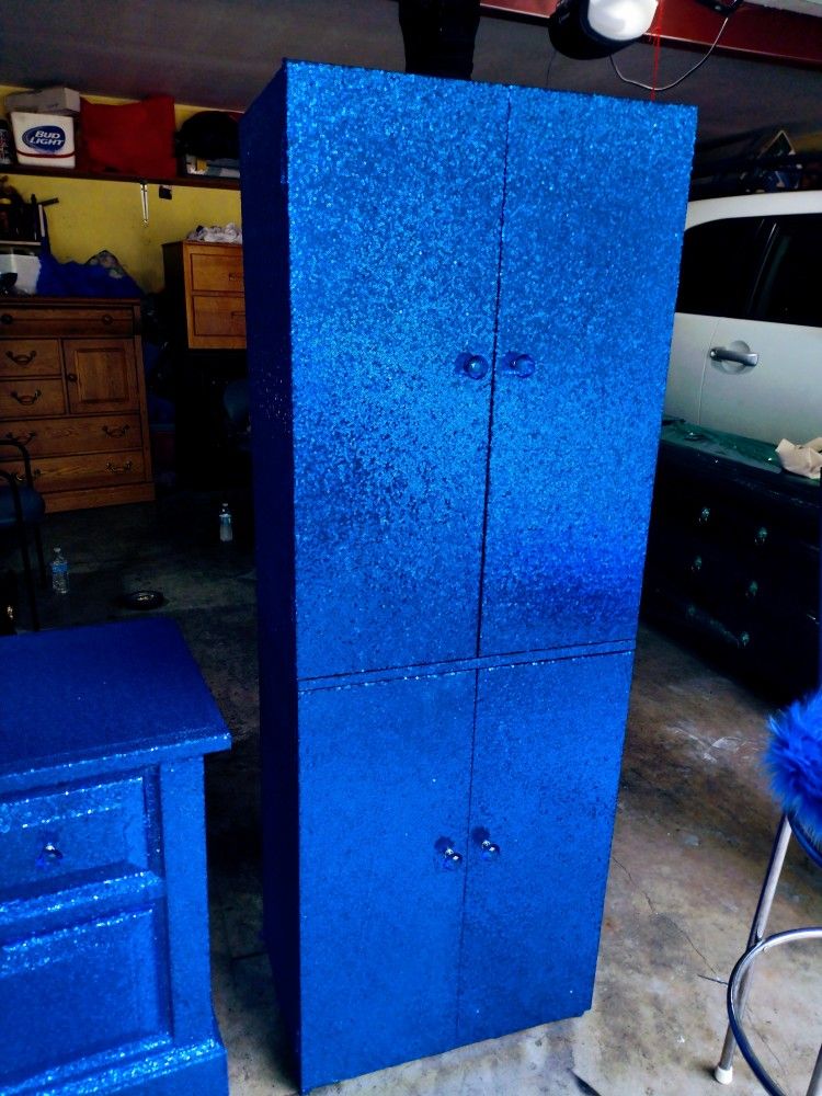 Gorg Royal Blue 💙 Sequin Antique Dresser  -2 Matching /4 Door Cabinet & 1 Nightstand  W/ Royal Blue Crystal Pull Knobs! Cabinets Only!$400