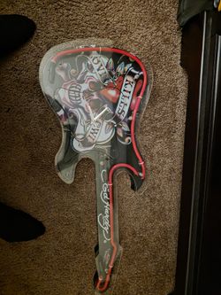 Rare Vintage Ed Hardy by Christian Audigier Love Kills Slowly Neon Guitar/ Clock