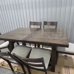 7 Piece Dining Table 