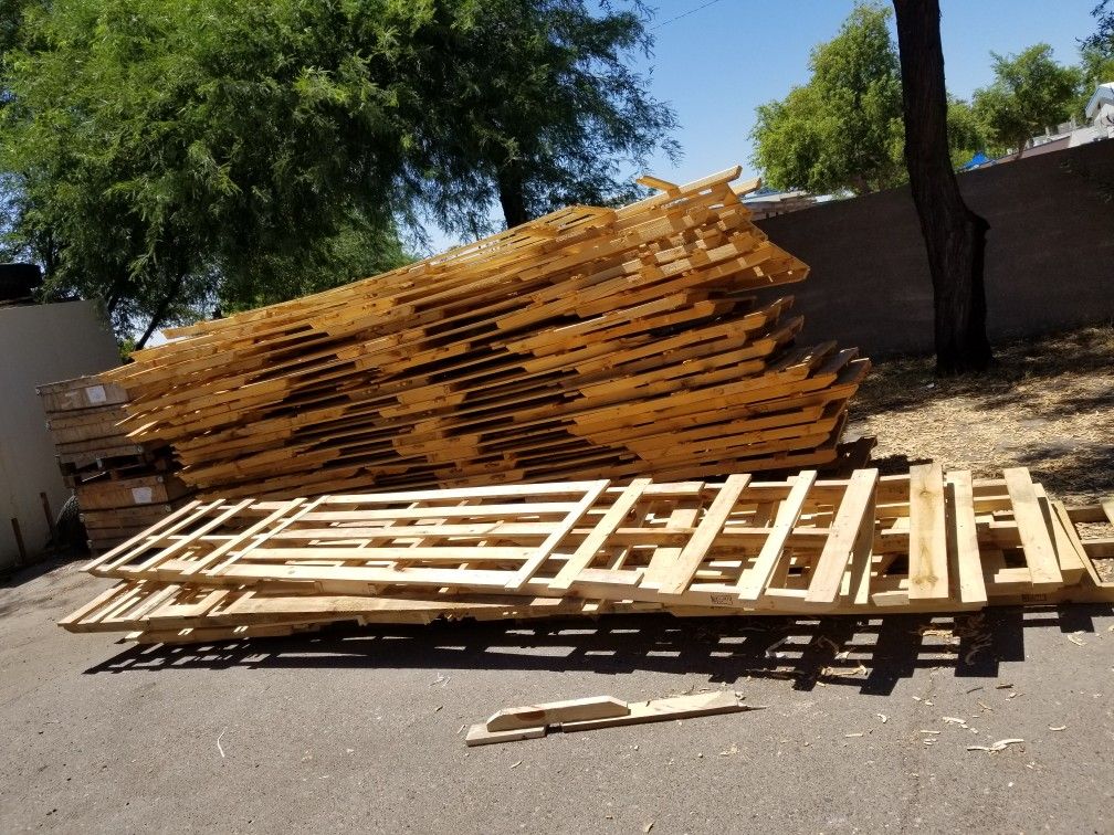 Free Pallets 16 foot long 28 of them