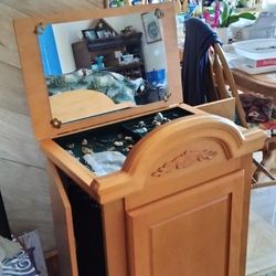 ***JUST REDUCED*** Oak Jewelry Armoire 