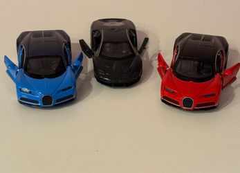New 1:36 Bugatti Chiron & Lamborghini Aventador Diecast Alloy Metal Two-Tone.
