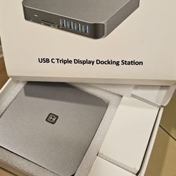 UDS015D Docking Station Triple Monitor