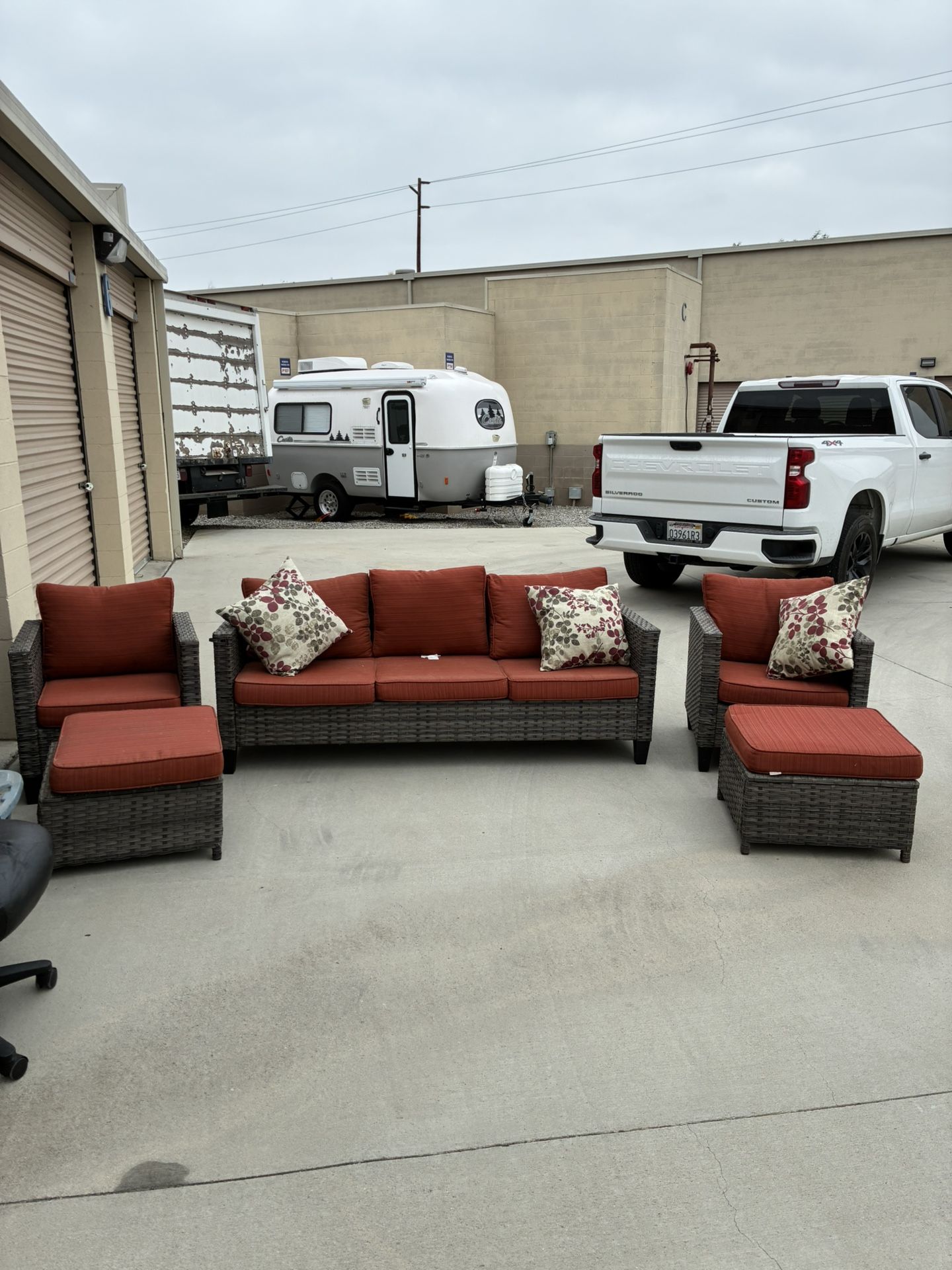 5 Piece Patio Furniture Set With Pillows