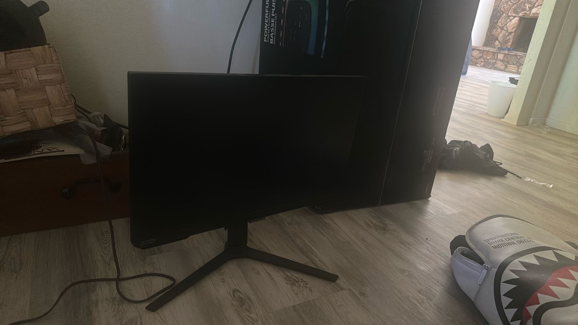 32” Computer Monitor