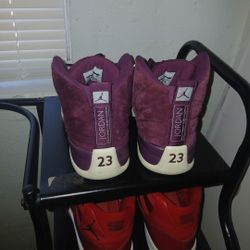 Air Jordan 12 Retro Bordeaux 
