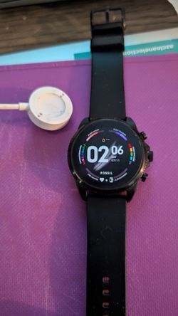 Fossil Gen 6 smartwatch with charger
