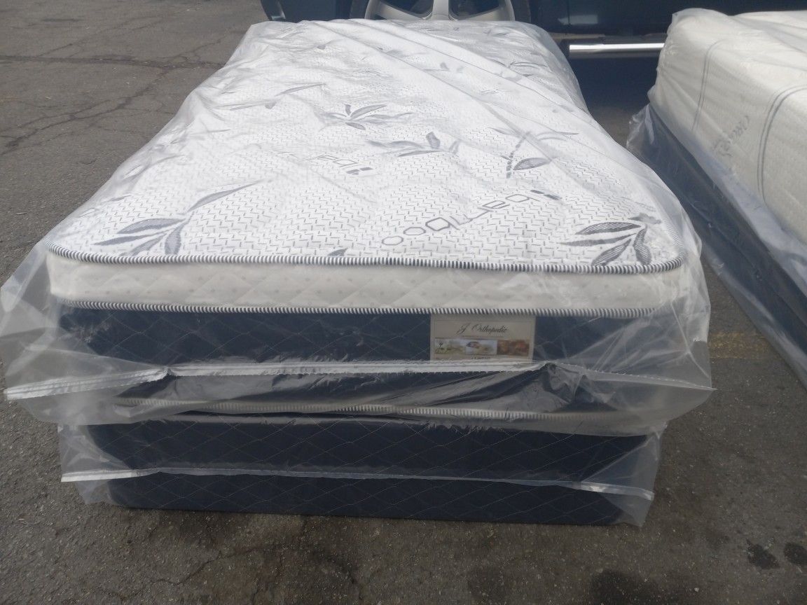 ✨️Mattress✨️
?️Pillow top
?️All sizes available
?️12\