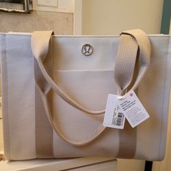 NWT Lululemon Two-tone Canvas Tote