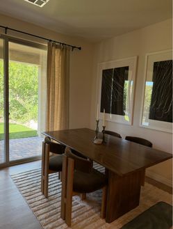 Dining room table