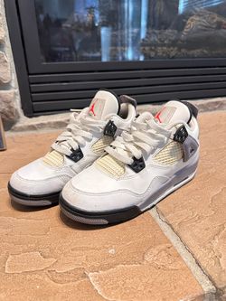 Jordan Retro 4 White Cement Size 5Y