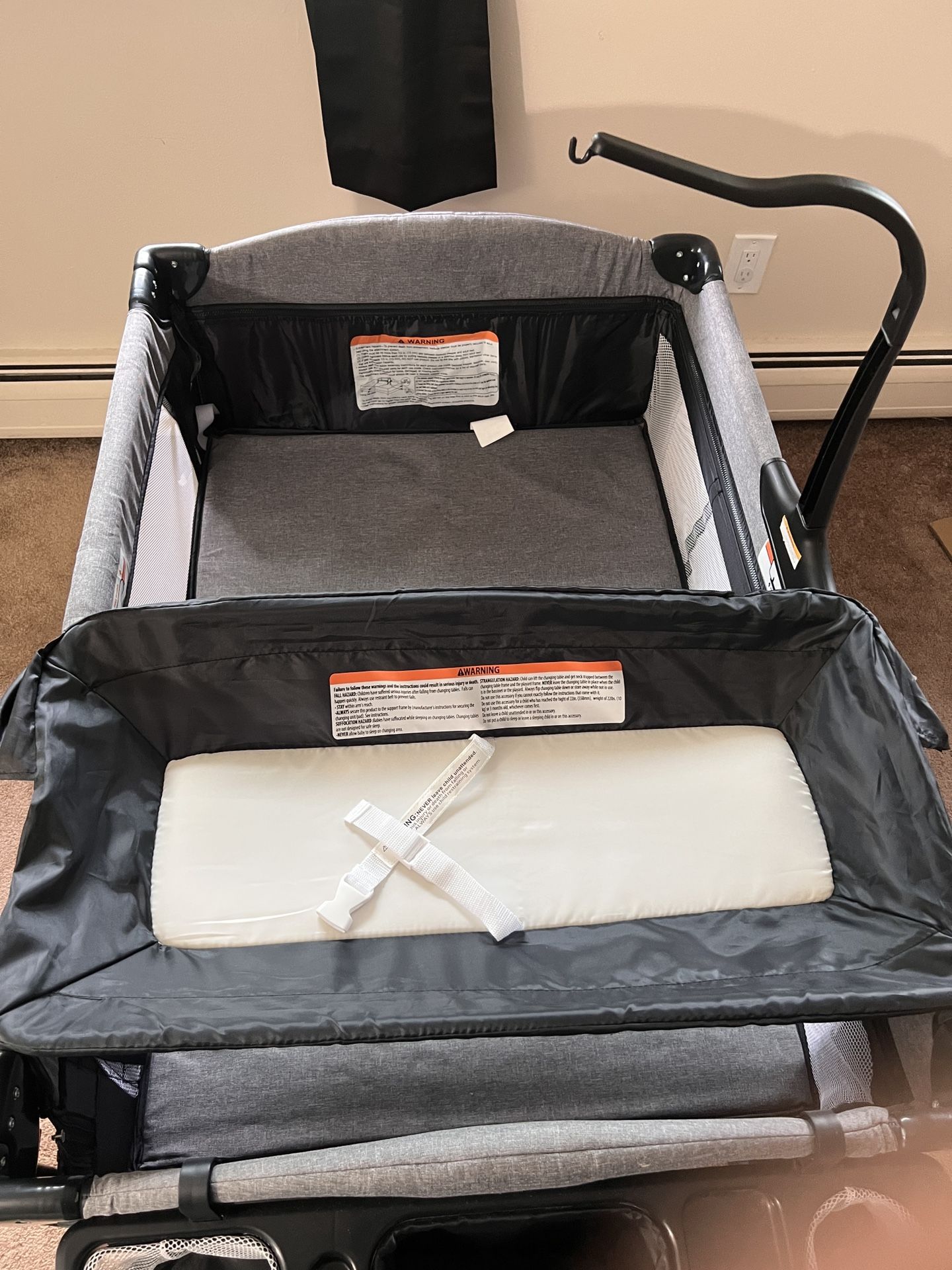 Baby Bassinet 5-in-1 Pack and Play Portable Crib Like New