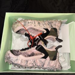 Off-White Women's Odsy-1000 Low-top Sneakers