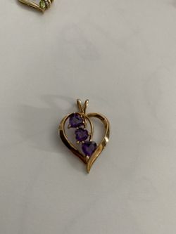 10k Purple Heart pendant