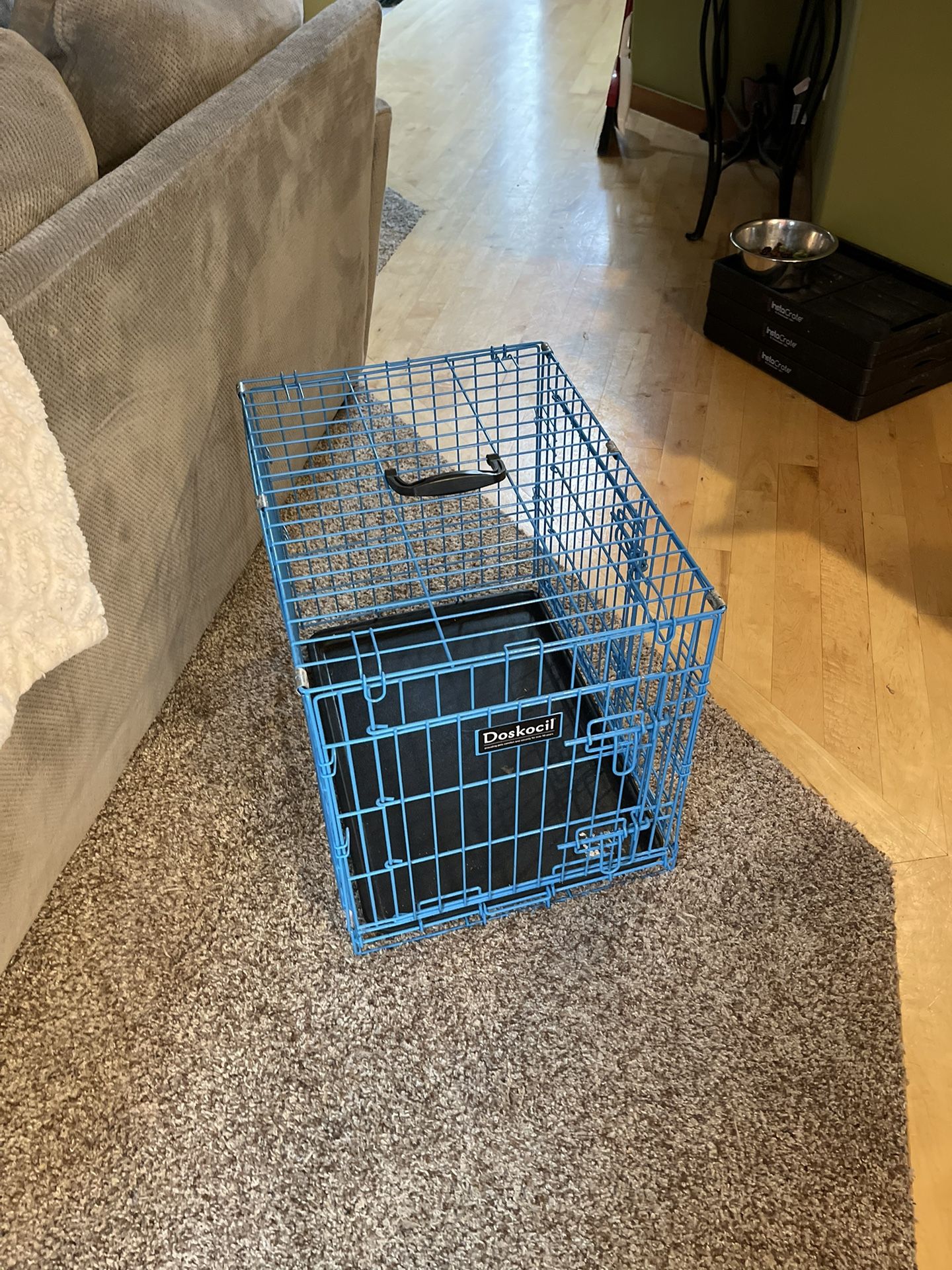 Small Dog Crate 