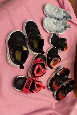Nike baby Sneakers $10 Ranch