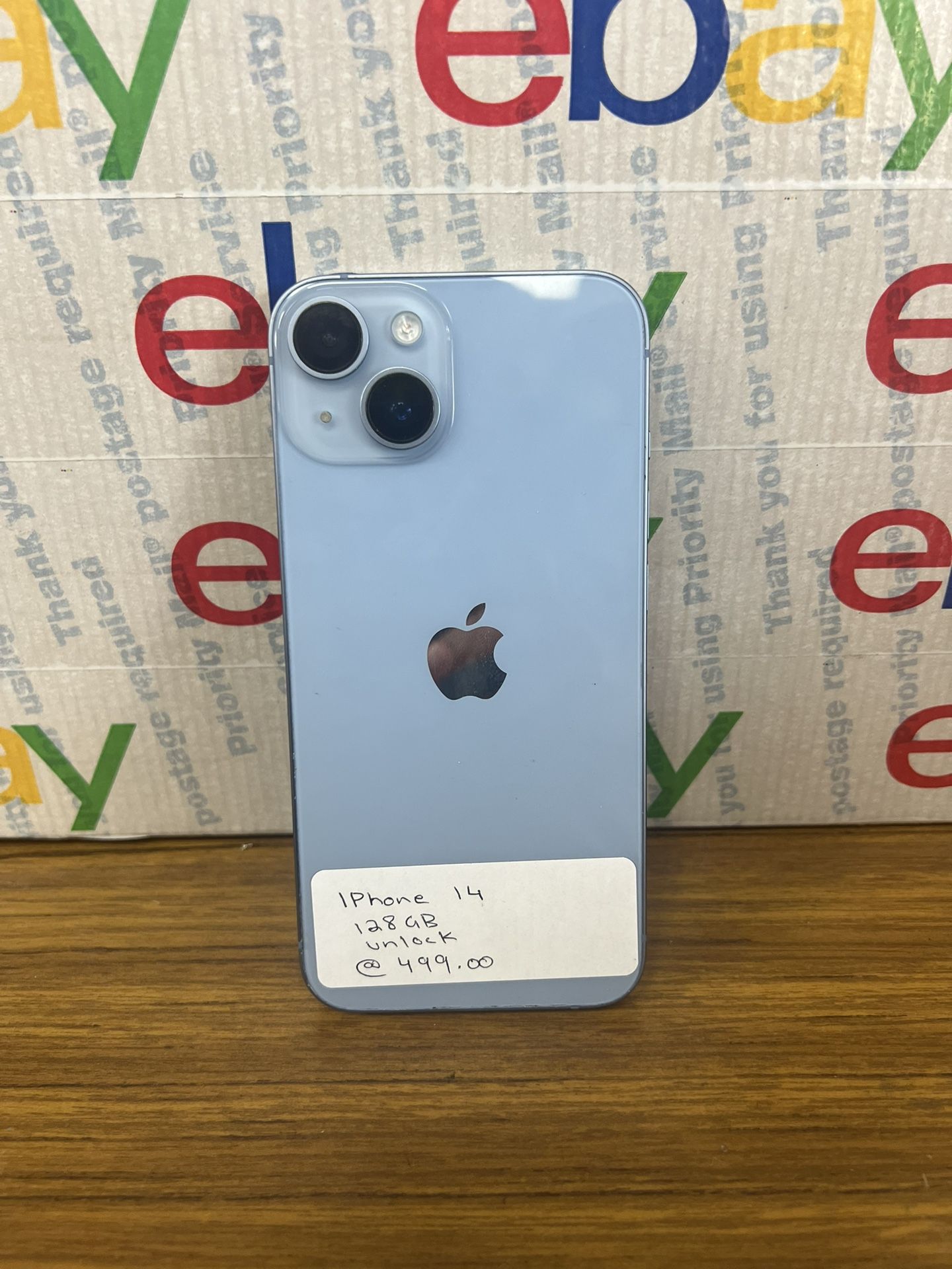 Apple iPhone 14