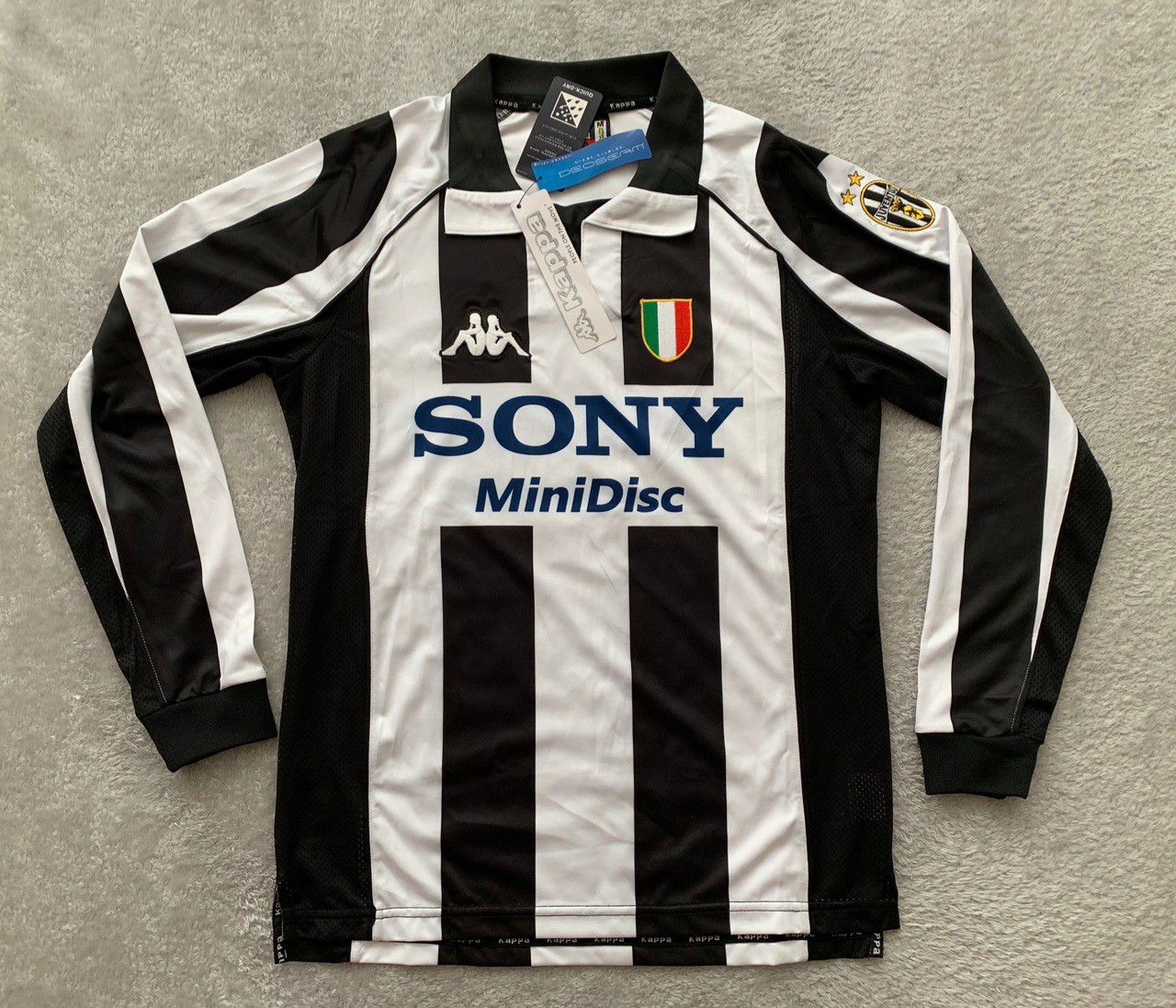 Alessandro Del Piero #10 - Juventus Soccer Team - Brand New Men's Kappa Home Retro Vintage Long Sleeve Soccer Jersey - Size M / L / XL