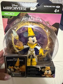Disney Mirrorverse Mickey Support Figure