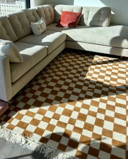 Checkered Wool Area Rug 6x9