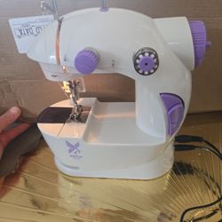 Mini Mini Sewing Machine Open Box