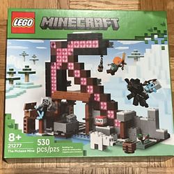 LEGO Minecraft 21277 The Pickaxe Mine