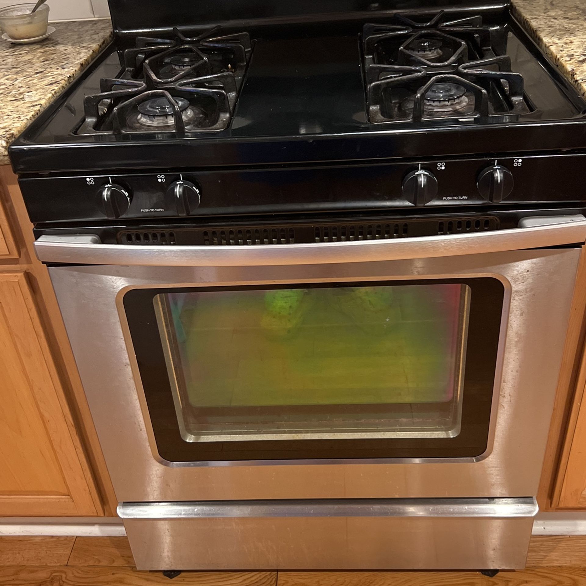 Whirlpool Accubake Stove And Oven