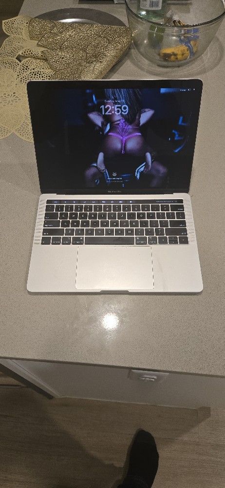 Apple Mac Book Pro