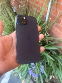 iPhone 15