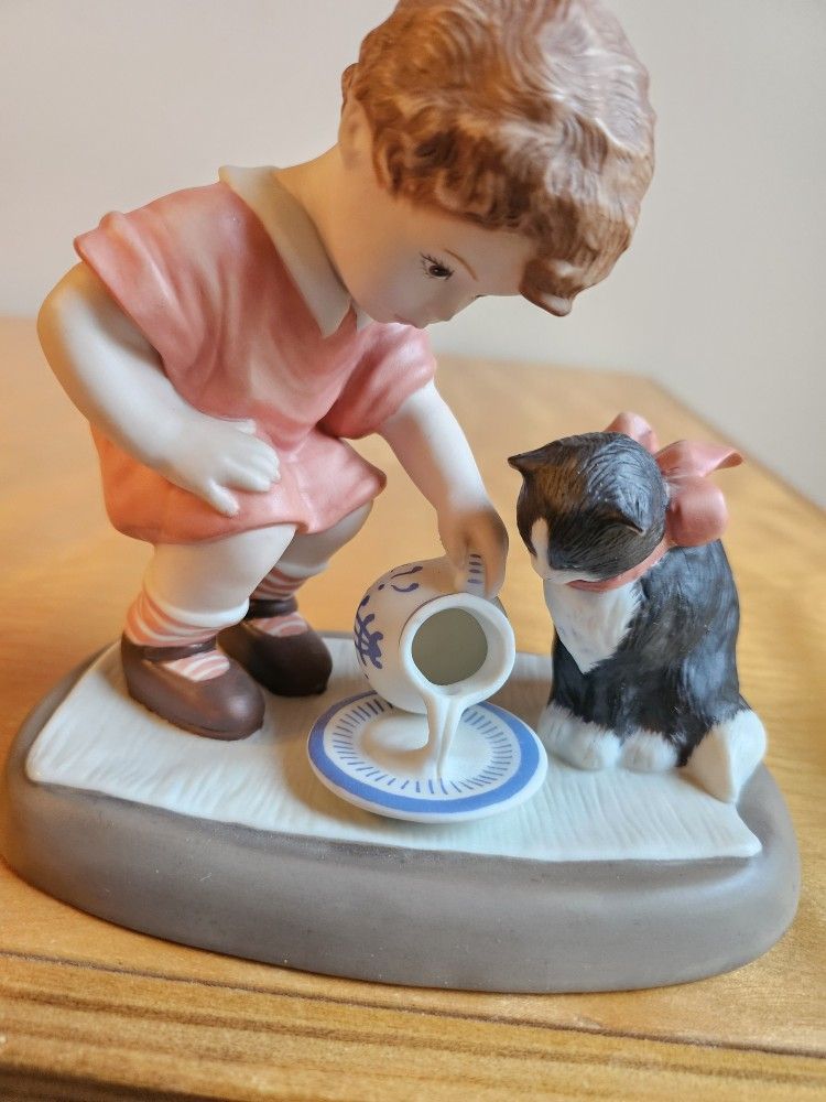 Feeding Kitty Lenox Fine Porcelain