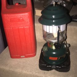  Coleman Lantern