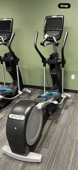 Precor 885 P82 Elliptical Trainer