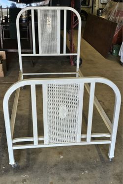 Vintage Metal Single Bed