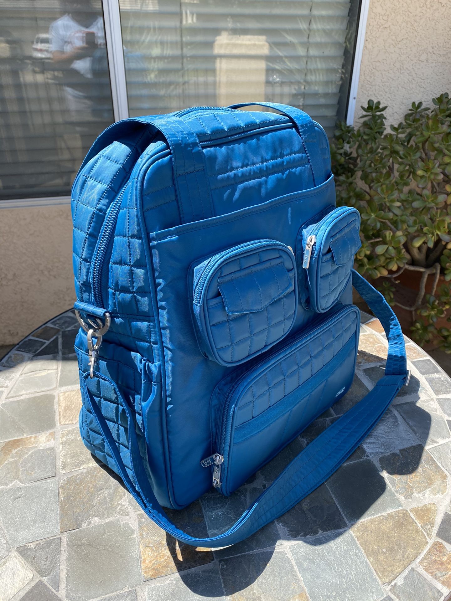 Lug travel bag