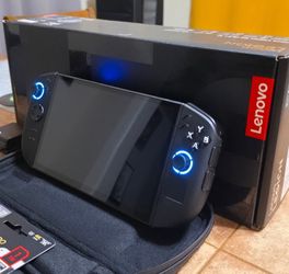 Lenovo Legion Go 2 (Z2 Extreme, 32 GB RAM, 1 TB SSD) w/ 1TB Sandisk Extreme PRO