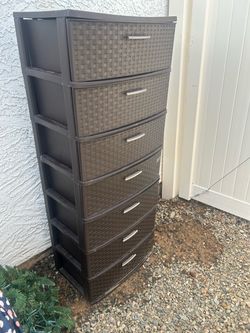 Storage drawers