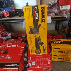 DeWalt 60v Lax Brushless Flexvolt 60v  4-1/2"-6" Grinder 