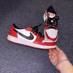 Jordan 1 low chicago 2016 GS 7y
