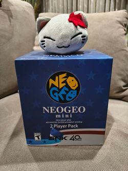 SNK Neo Geo Mini 40 Game 2 Controller Bundle Brand New Sealed