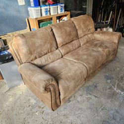 La-Z-Boy Dual Reclining Couch