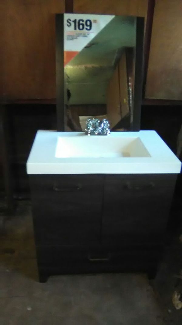 Exclusive Glacier Bay 30 Stancliff Vanity Combo With Mirror For Open In The Appcontinue To Mobile Website
