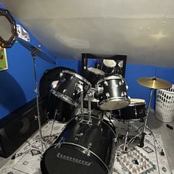 LUDWIG FULL DRUM SET