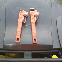Pipe Wrenches 14 In